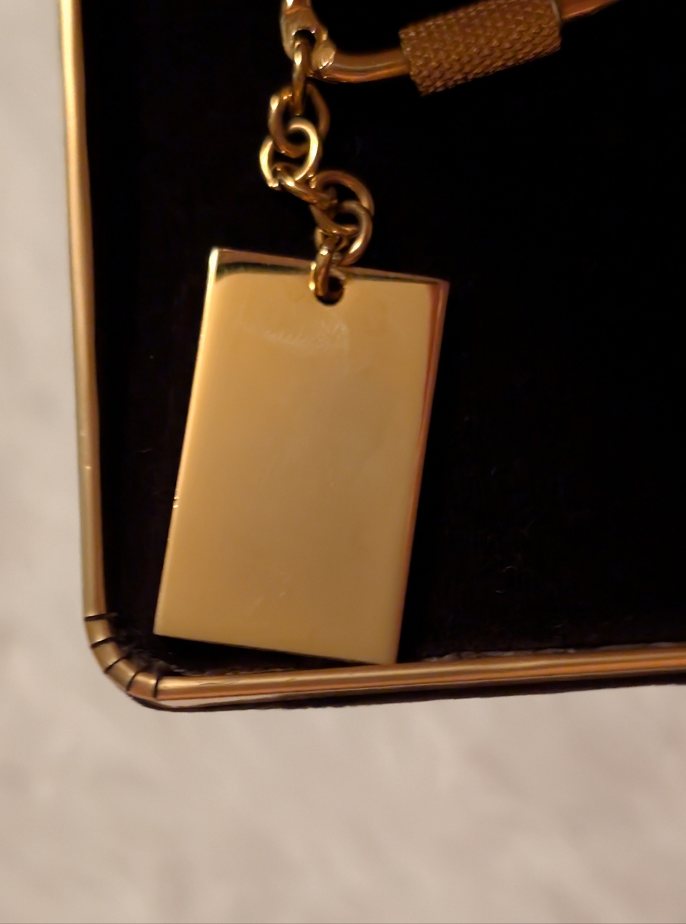 Christian Dior Keychain Gold Tone VGUC - Picture 4 of 8
